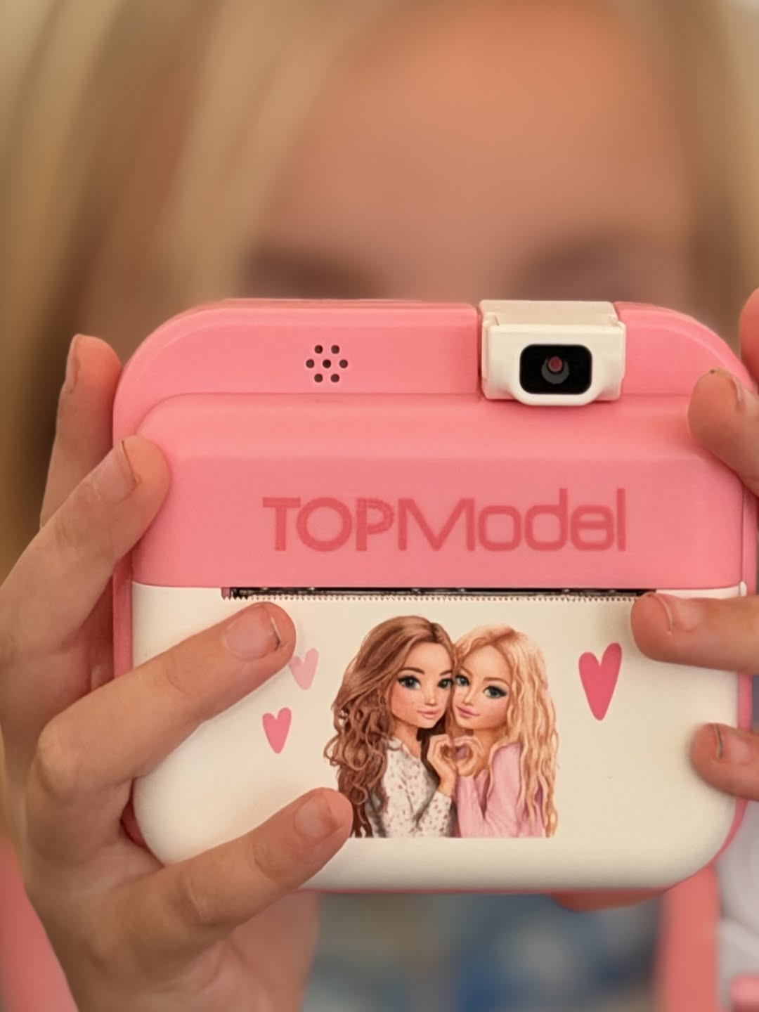 annonce 

Testfamilien har testet det populære TopModel Instant Print kamera fra Coolshop.

Et sjovt