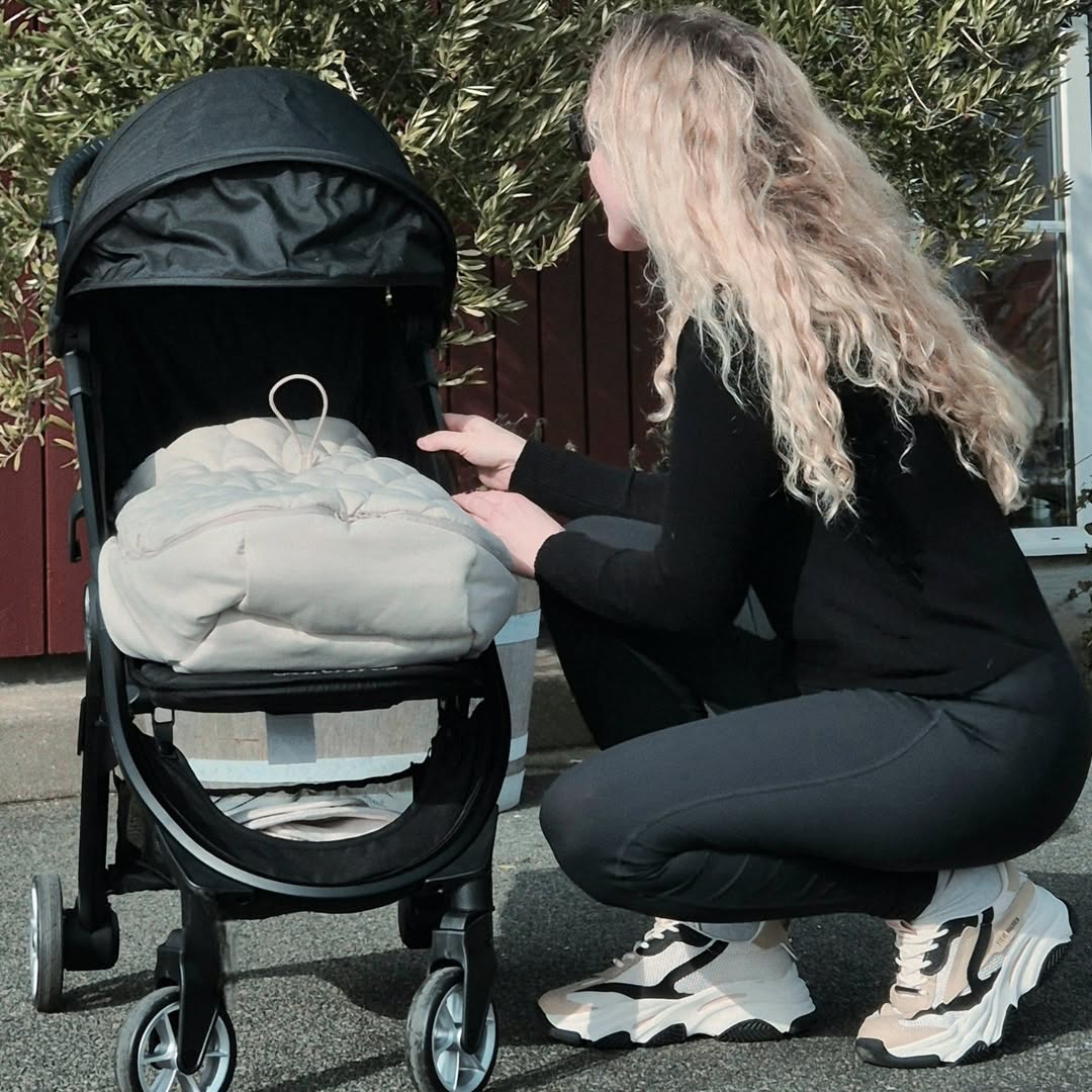 Reklame// Test  Lille, smidig og klar til sommerens eventyr 🌴 City Tour 2 fra @babyjoggerscandinavia