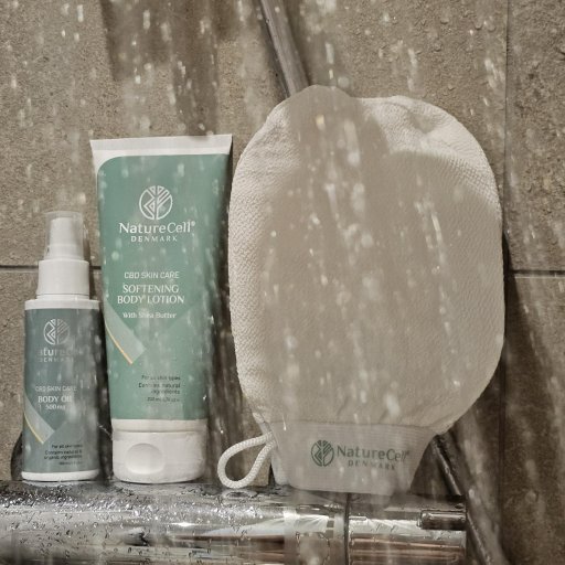 TEST af NatureCell – Exfoliating Handske, Body Lotion og Body Oil