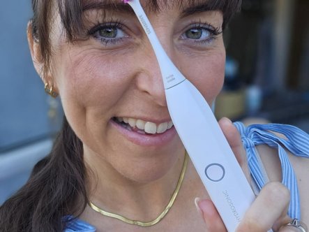 TEST af Curaprox Hydrosonic Pro