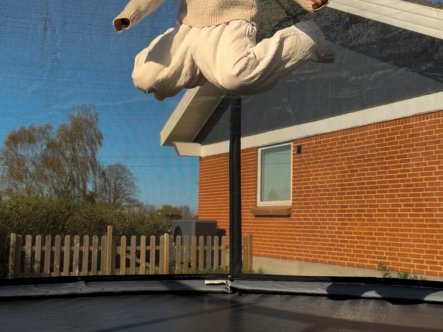 TEST af Jumpmaster Premium 4,3 m Trampolin med ben