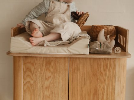 TEST af FLEXA Nova babyseng og puslebord