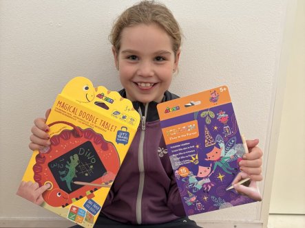 TEST af Avenir tegnetavle og scratchbog for Andemors Verden