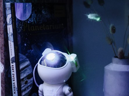TEST af iAstronaut-shaped Stars Projector for Coolshop