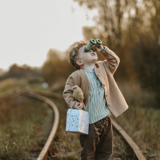 Legekuffert klar til små eventyr i naturen