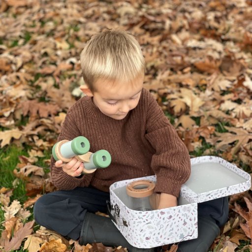 Legekuffert klar til små eventyr i naturen