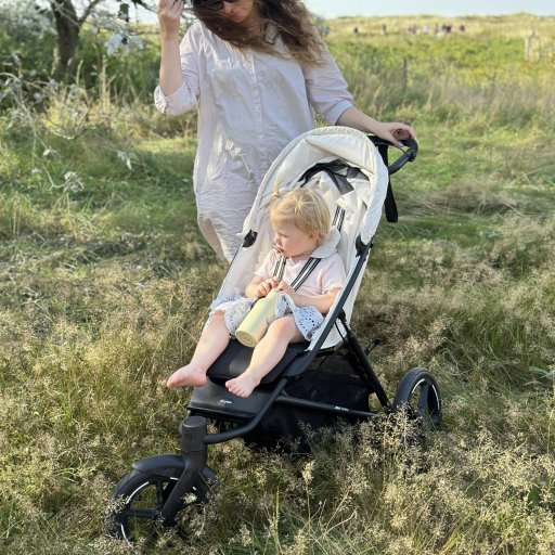Klar til både by, skov og løb i én og samme vogn