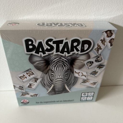 Fantasifulde fabeldyr og lynhurtige reaktioner i Bastard