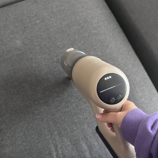 Moderne design og effektiv rengøring samlet i én støvsuger
