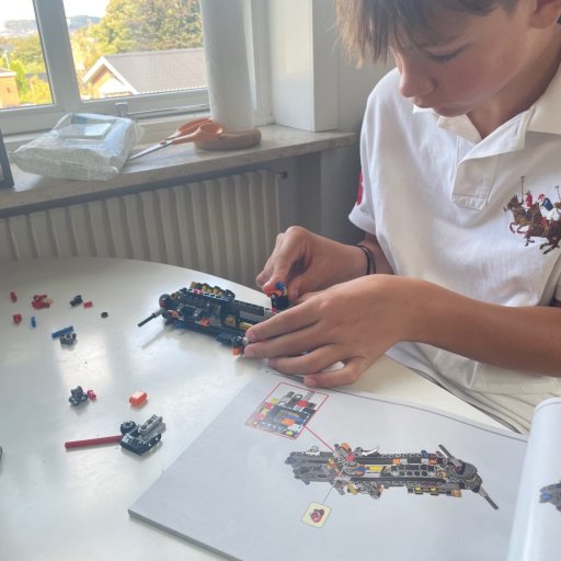 Tekniske detaljer og realistisk mekanik imponerer undervejs