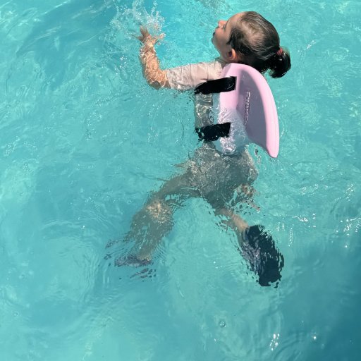 Sommerens sjov med SwimFin, Scrunch og Follow The Duck