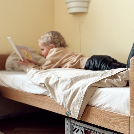 En juniorseng, der er skabt til at vokse med barnet