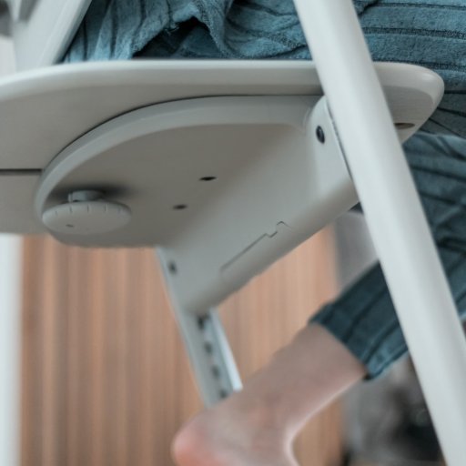 Højstolen giver en ergonomisk siddestilling i alle aldre.