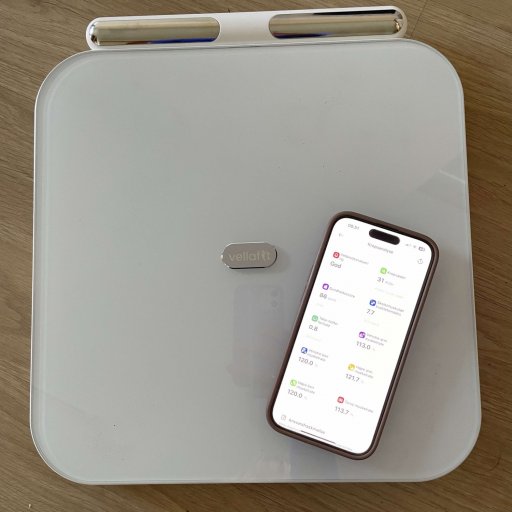 56 kropsmålinger samlet i den brugervenlige Unique Health-app