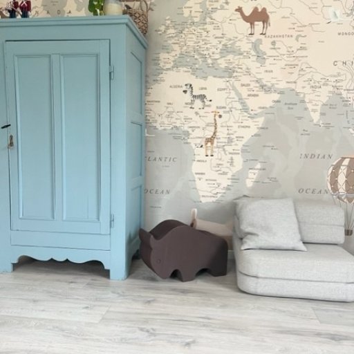 Stilrent dansk design, høj kvalitet og tumlemøbler, der holder til mange års leg.