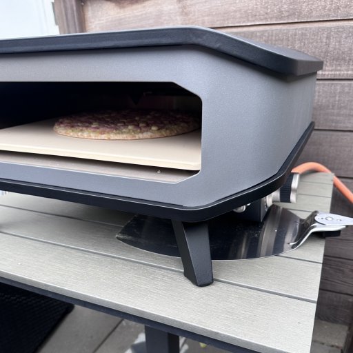 Perfekt til terrassen, sommerhuset og hyggelige pizzaaftener