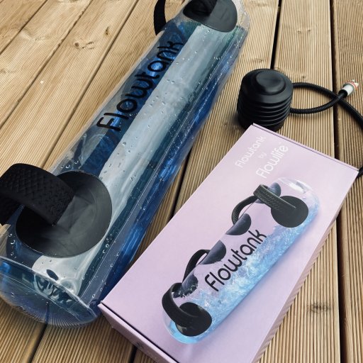 To forskellige Flowlife-produkter – begge med fokus på kroppen