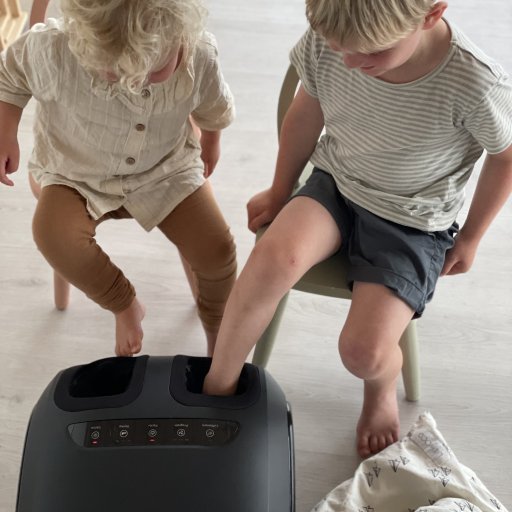 Trætte fødder får kærlig behandling – Flowfeet er familiens egen fodmassør