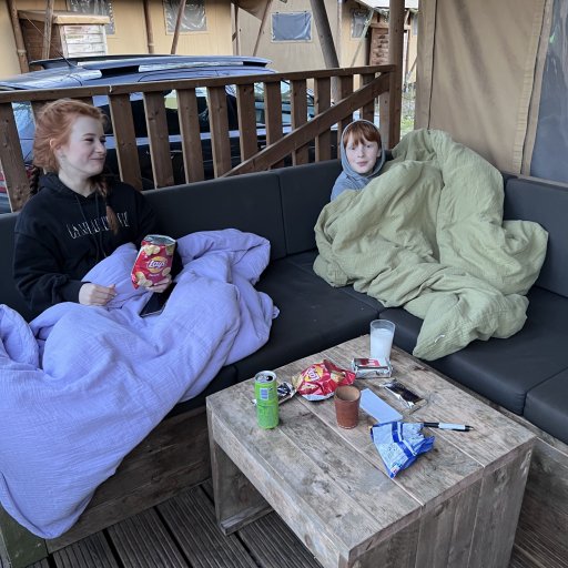 GLAMPING