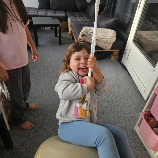 bObles Donut M Walnut & Donut-gynge – Motorikleg, design og sjov i ét