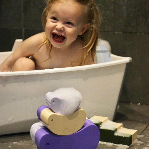 Fordybelse og leg i badet