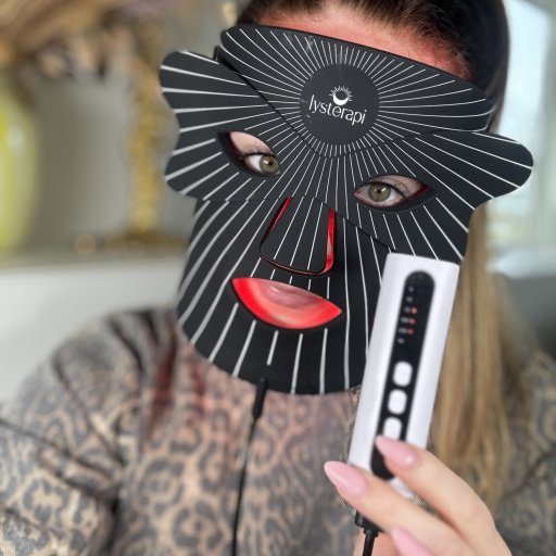 Selvforkælelse og hudglød – lysterapien i gang