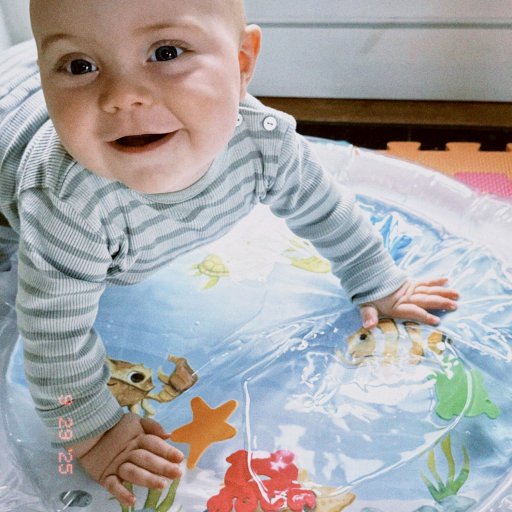 Sanseleg der fanger nysgerrigheden