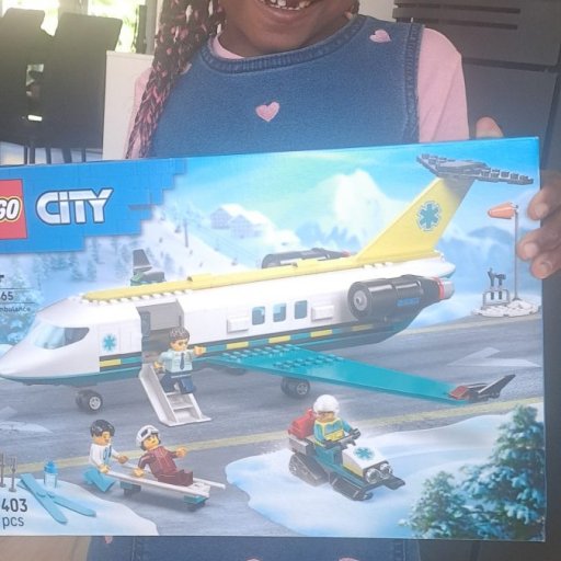 Klar til takeoff – redningsmissioner og familiehygge med LEGO City Ambulancefly