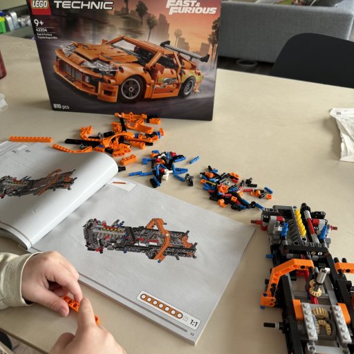 Fra klodser til køremaskine – når LEGO-byggeri bliver til ren bilglæde