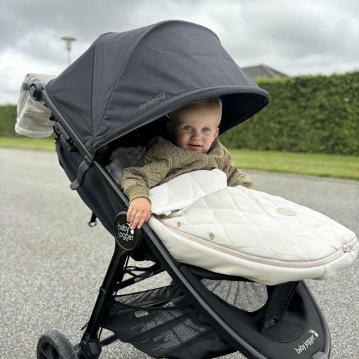 Tryg varme til barnet â og hurtige hĂŠnder fri til hjĂŠlp