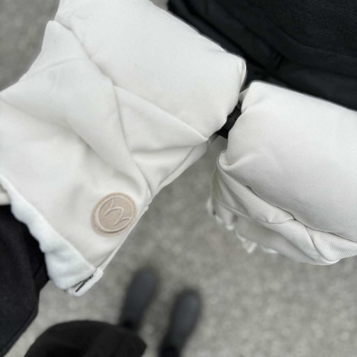 Tryg varme til barnet â og hurtige hĂŠnder fri til hjĂŠlp