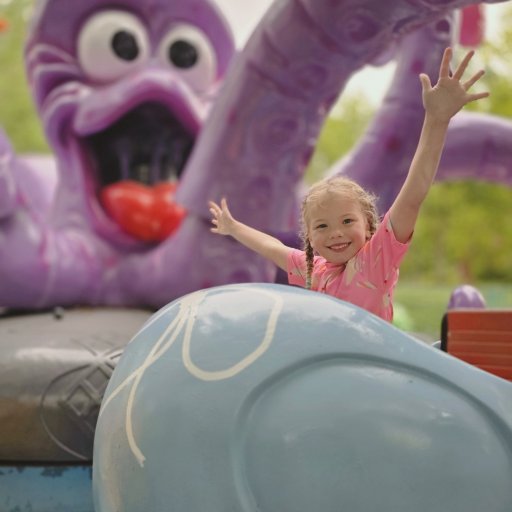 En park hvor både tumling og skolebarn får deres helt egen magiske dag.