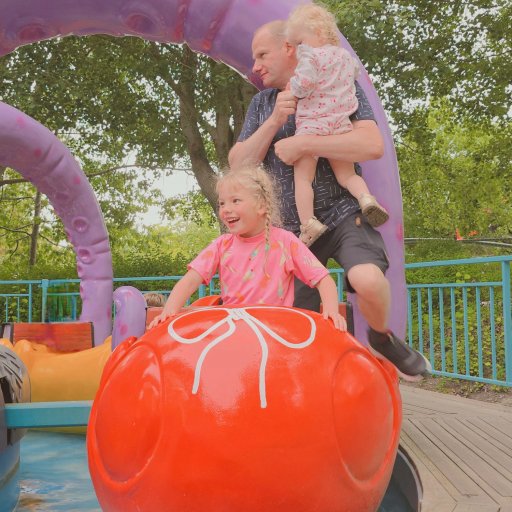 En park hvor både tumling og skolebarn får deres helt egen magiske dag.