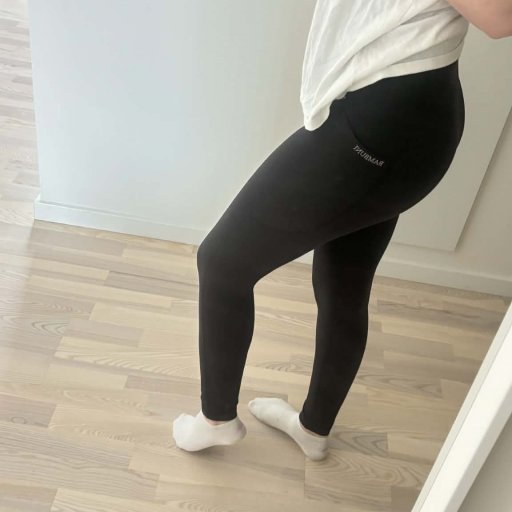 Komfortable tights med smarte detaljer.