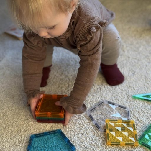 Ro og fordybelse fĂžr sengetid â Ă©n brik ad gangen.