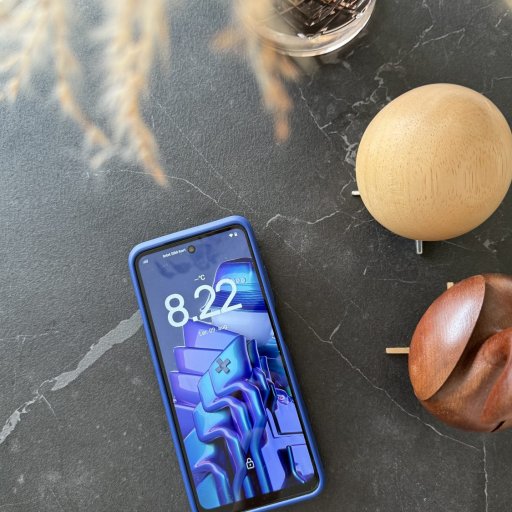 En smartphone der giver både frihed til barnet og tryghed til forældrene