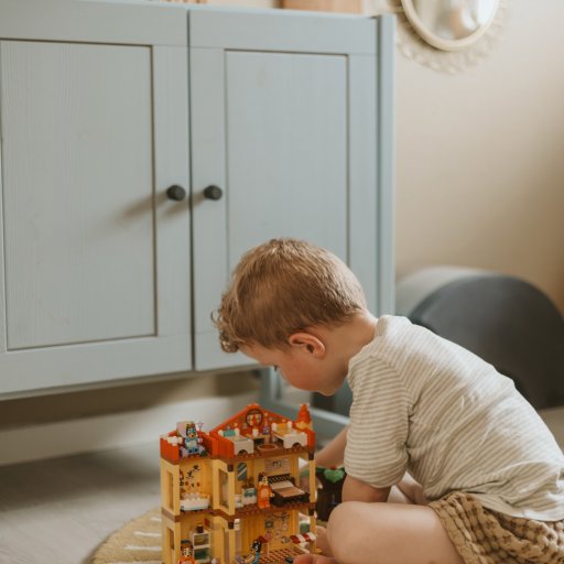 Familiehygge omkring byggeprocessen – LEGO der samler både små og store