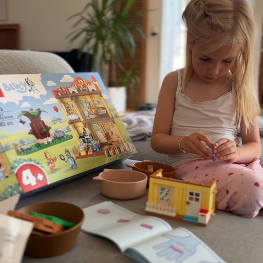 Et LEGO-sæt der både er sjovt at bygge og lege videre med