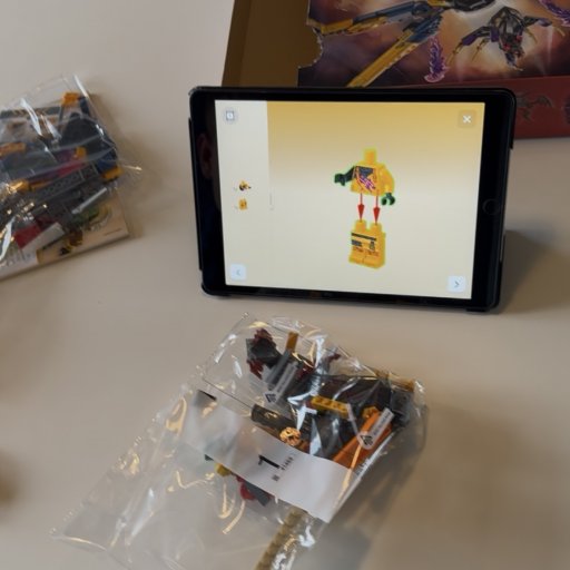 Stolthed og fordybelse – når børn selv bygger deres eget ninja-jetfly