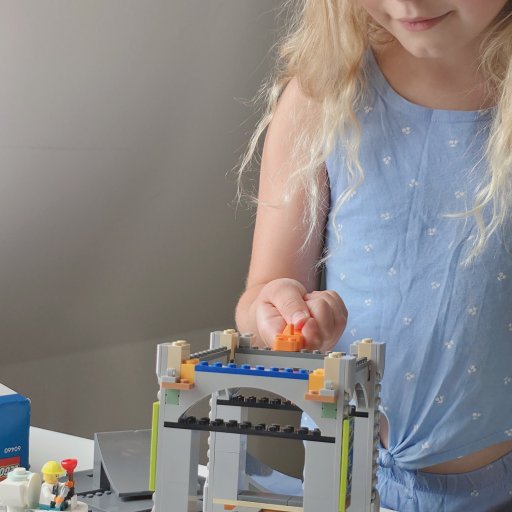 Humor, fart og fantasi – LEGO-racerløb med et skørt twist