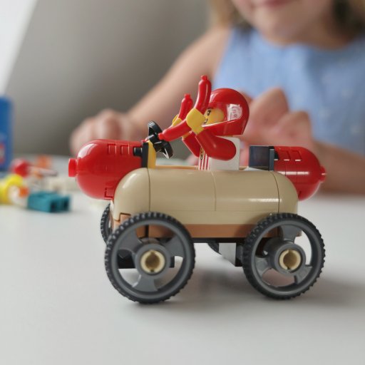 Humor, fart og fantasi – LEGO-racerløb med et skørt twist