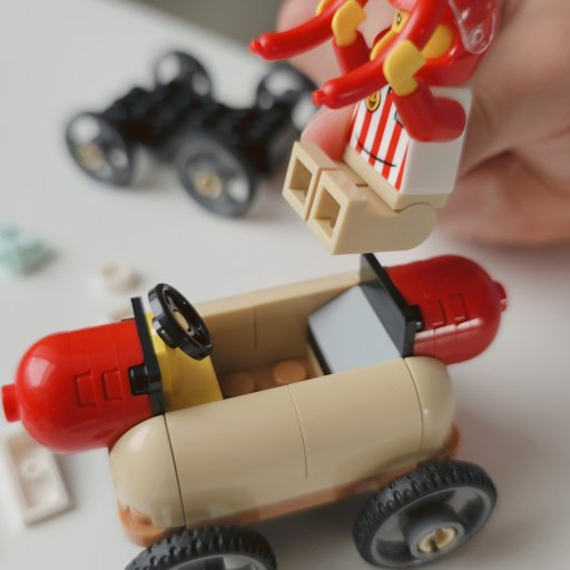 Humor, fart og fantasi – LEGO-racerløb med et skørt twist