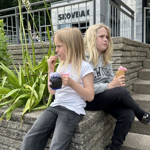 Oplevelser for bĂĽde børn og voksne â fra dinosaurer til dyrefodringer