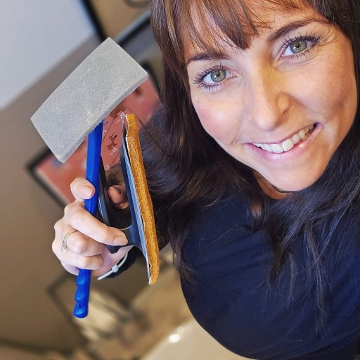 Hygiejnisk, bĂŚredygtigt og brugervenligt â badevĂŚrelsesrengøring pĂĽ en smartere mĂĽde