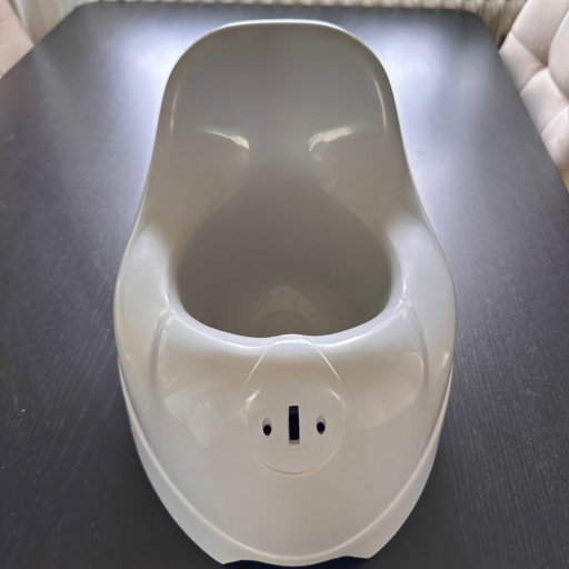 Sjov pottetræning og tryg badetid – Scooter potten og Bella badekaret gør hverdagen lettere for små