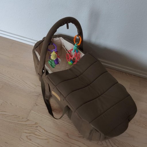 Et trygt og genkendeligt sovested for baby – uanset hvor man befinder sig