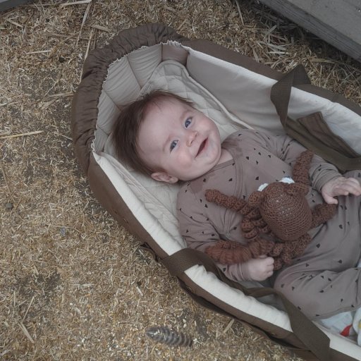 Et trygt og genkendeligt sovested for baby – uanset hvor man befinder sig