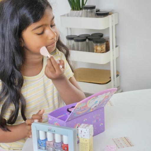 Et trygt univers hvor børn kan lege voksne uden bekymringer