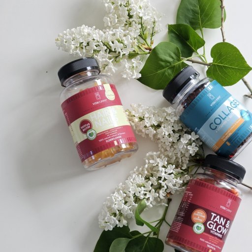Sommerpleje indefra – vingummivitaminer med fokus på hud, hår og negle.