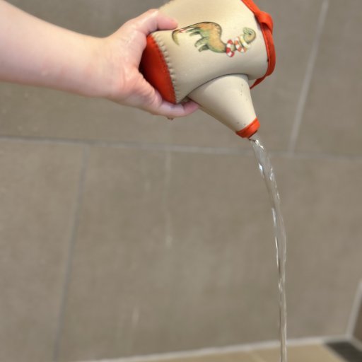 Farver, dinosaurer og tryg badetid – Filibabba gør badet både sjovere og mere sikkert